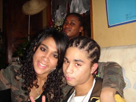 ---RoRo and Zynoo---